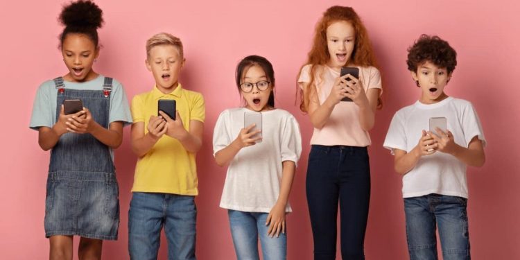 Phần mềm Kids School là công cụ học tập hiệu quả